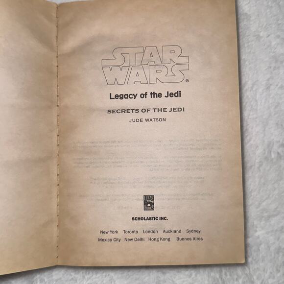 Star Wars Legacy of the Jedi Secrets of the Jedi 2-in-1 Paperback 2006 LucasBook - Picture 6 of 8
